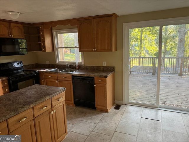 14450 Cogburn Road, Milton, GA 30004