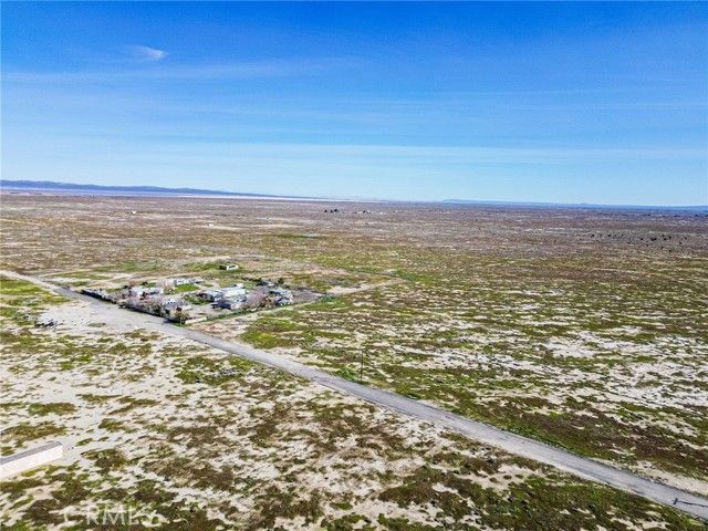 47500 5th Street, Lancaster, CA 93535