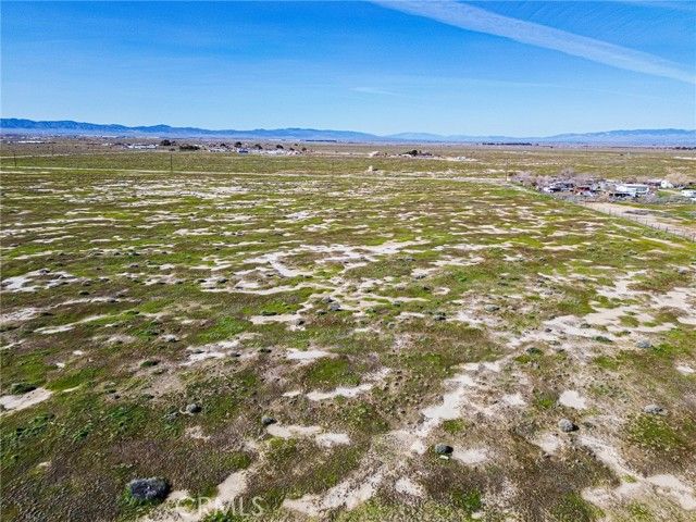 47500 5th Street, Lancaster, CA 93535