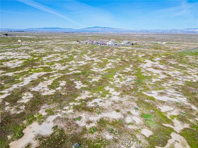 47500 5th Street, Lancaster, CA 93535