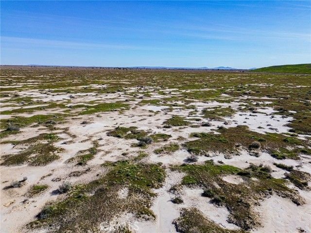 47500 5th Street, Lancaster, CA 93535