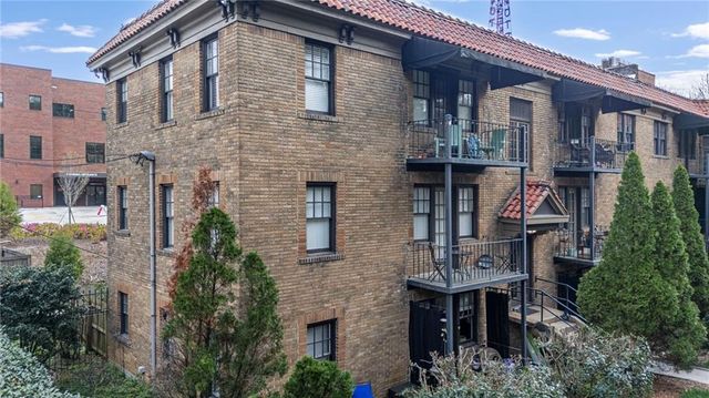 677 Somerset NE Terrace 2D, Atlanta, GA 30306