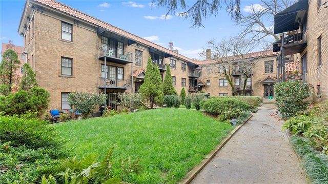 677 Somerset NE Terrace 2D, Atlanta, GA 30306