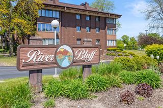 N84W15750 Ridge ROAD #105, Menomonee Falls, WI 53051