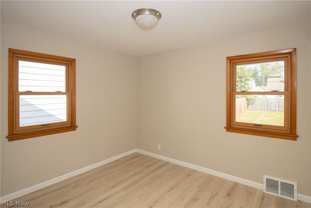 24791 Drakefield Avenue, Euclid, OH 44123