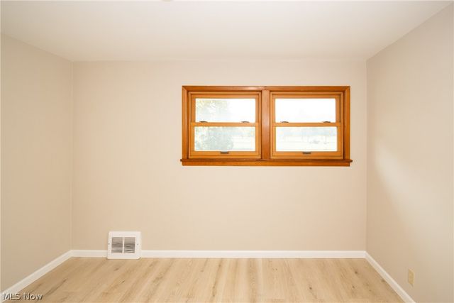 24791 Drakefield Avenue, Euclid, OH 44123