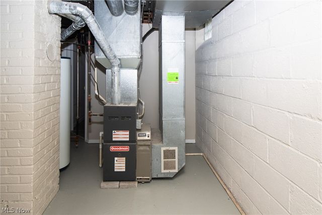 24791 Drakefield Avenue, Euclid, OH 44123