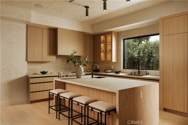 4273 Murietta Avenue, Sherman Oaks, CA 91423