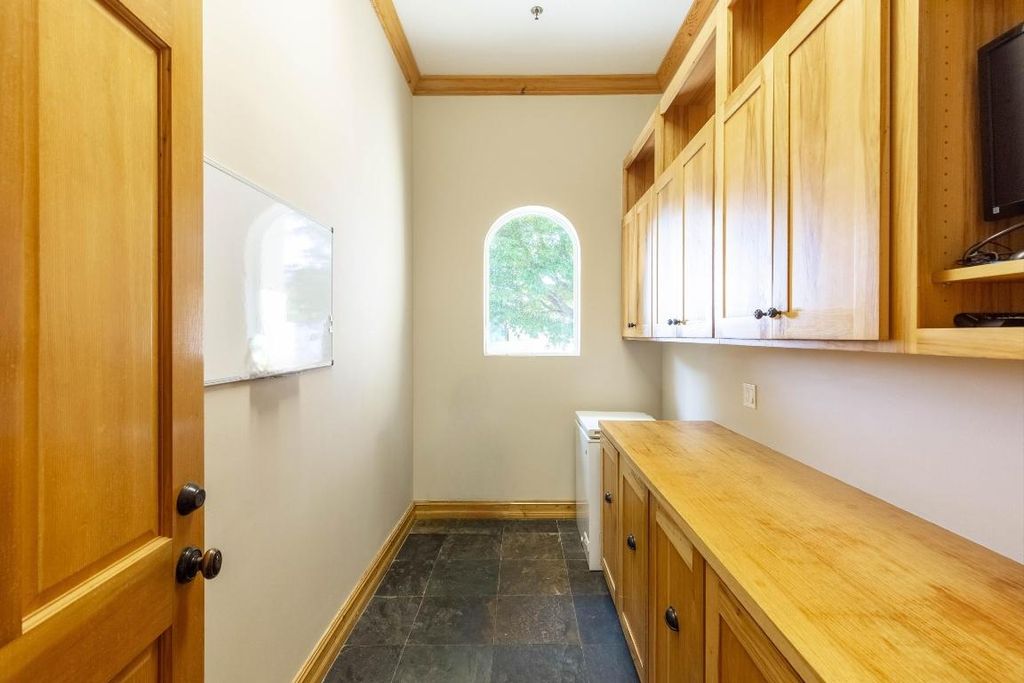 Image 19 of property listing at 14943 Paddock Drive, Wellington, FL 33414