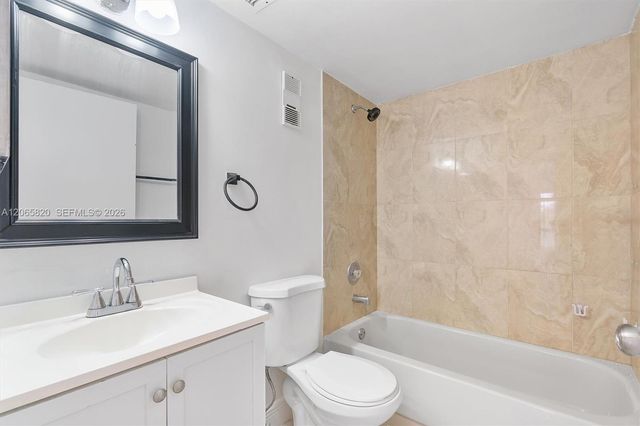 13255 SW 88th Lane 302-CS, Miami, FL 33186