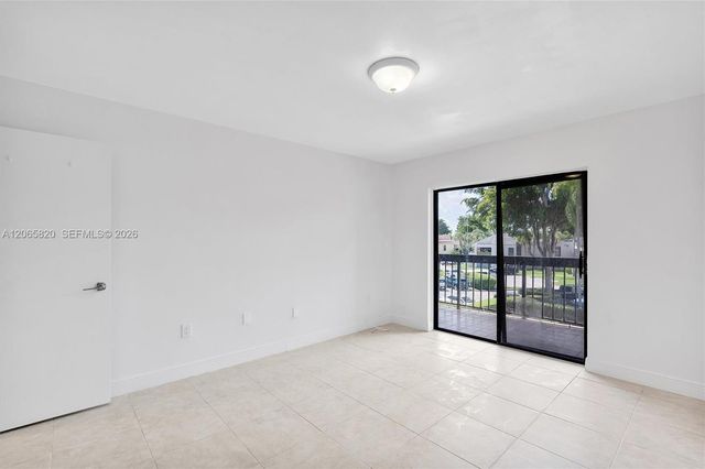 13255 SW 88th Lane 302-CS, Miami, FL 33186