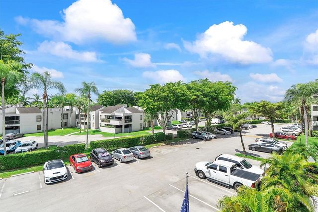 13255 SW 88th Lane 302-CS, Miami, FL 33186
