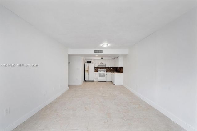 13255 SW 88th Lane 302-CS, Miami, FL 33186