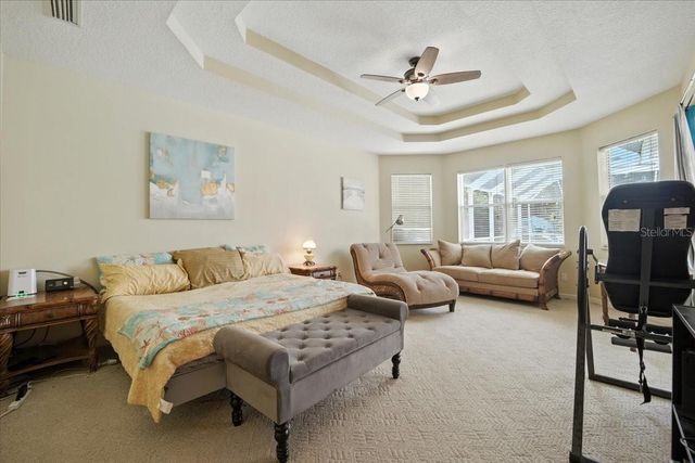 24 LAKESIDE PLACE W, Palm Coast, FL 32137