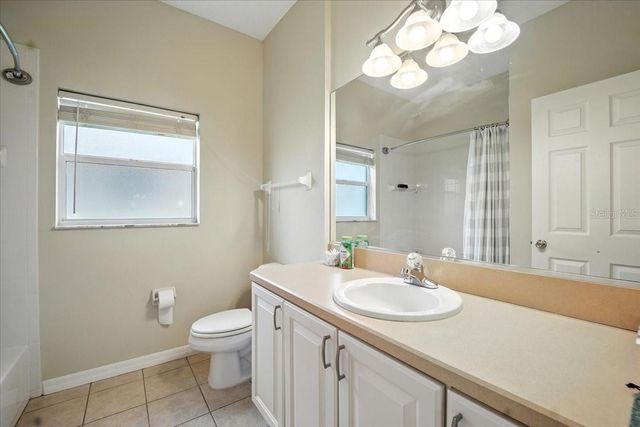 24 LAKESIDE PLACE W, Palm Coast, FL 32137