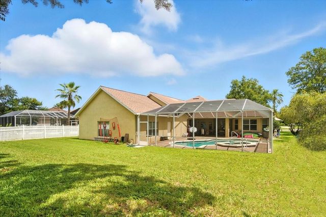 24 LAKESIDE PLACE W, Palm Coast, FL 32137