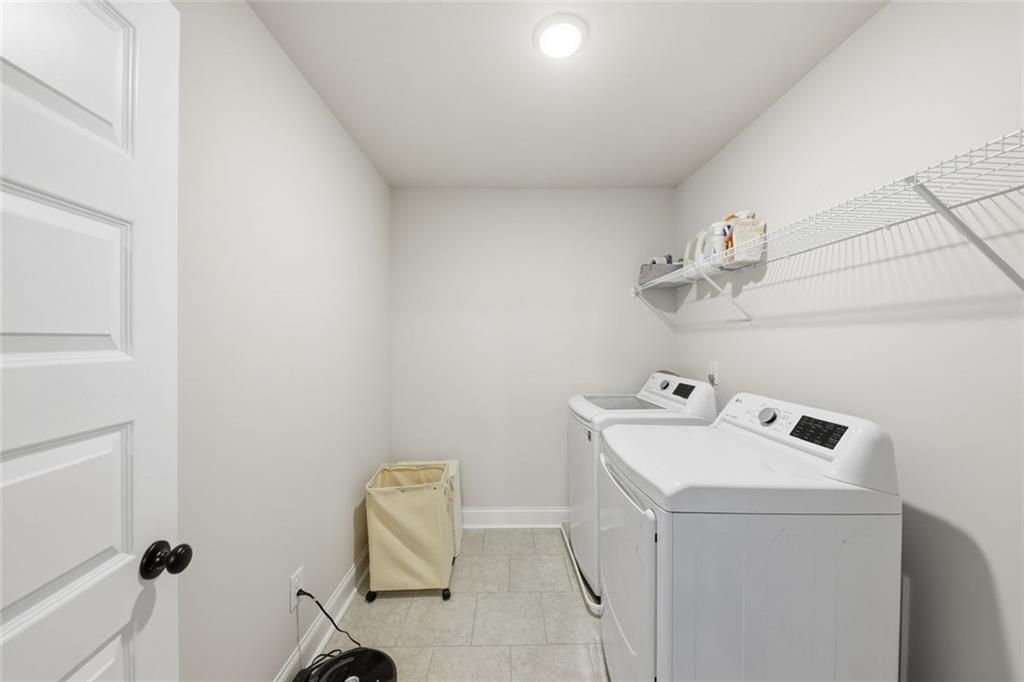 Image 26 of property listing at 4125 Golden Knoll Road, Cumming, GA 30028