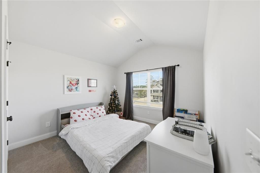 Image 27 of property listing at 4125 Golden Knoll Road, Cumming, GA 30028