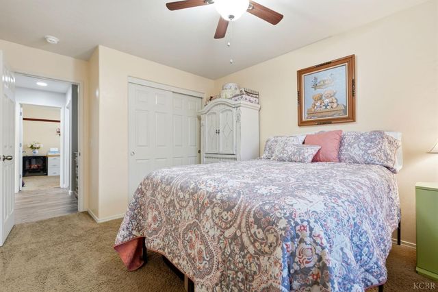 1431 W Ambassador Way, Hanford, CA 93230