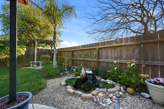 1431 W Ambassador Way, Hanford, CA 93230