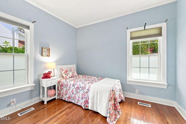 300 Jones Avenue, Hillsborough, NC 27278