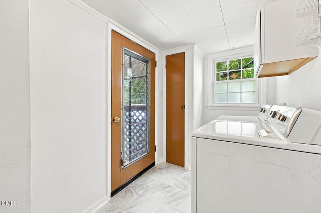 300 Jones Avenue, Hillsborough, NC 27278