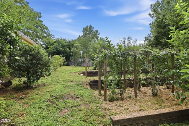 300 Jones Avenue, Hillsborough, NC 27278