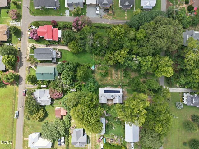 300 Jones Avenue, Hillsborough, NC 27278