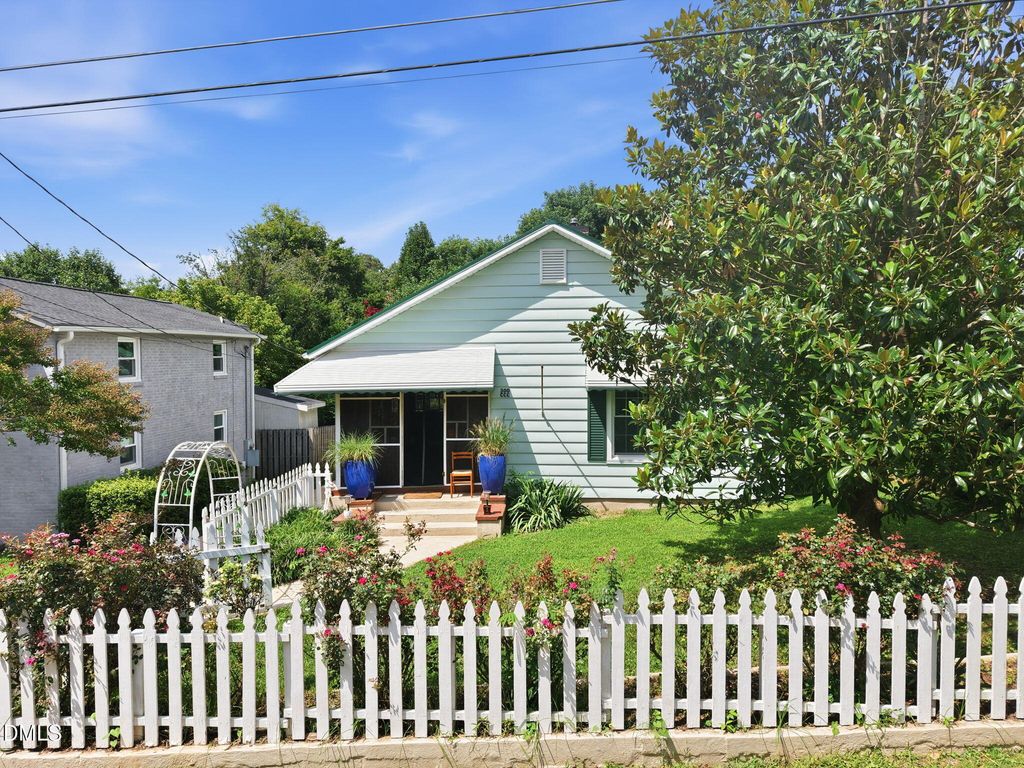 300 Jones Avenue, Hillsborough, NC 27278