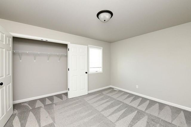 6314 82nd Avenue S, Horace, ND 58047