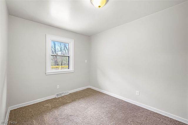 4385 Rex Lake Drive, New Franklin, OH 44319