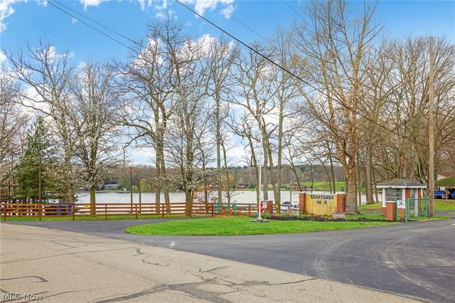 4385 Rex Lake Drive, New Franklin, OH 44319