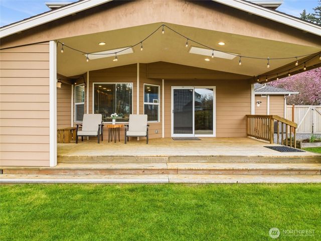 13912 108th Avenue Ct E, Puyallup, WA 98374