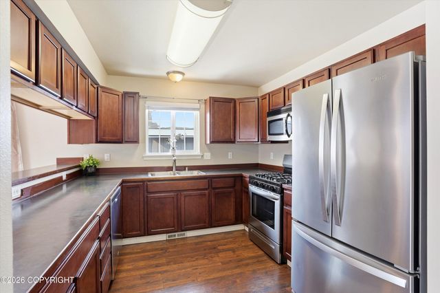 20610 Mountainside Drive, Eagle River, AK 99577