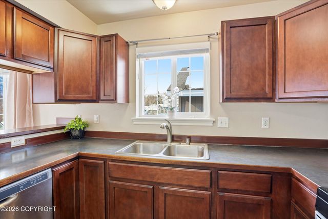 20610 Mountainside Drive, Eagle River, AK 99577