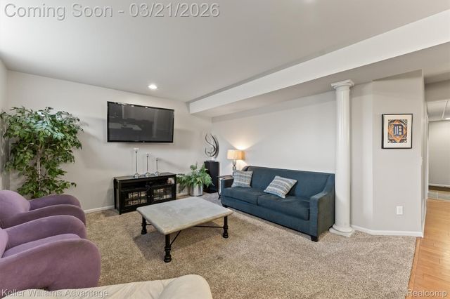 400 Whitewater Street, Milford Village, MI 48381