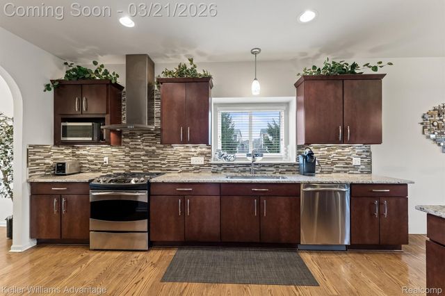 400 Whitewater Street, Milford Village, MI 48381