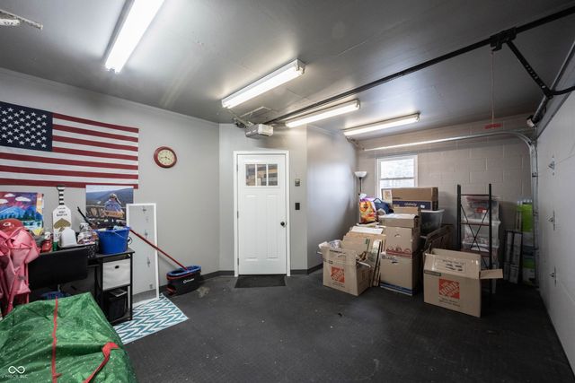 7944 W 1000 S, Fortville, IN 46040