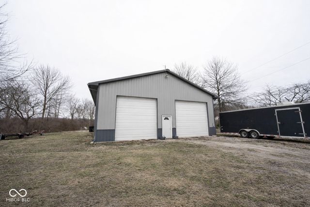 7944 W 1000 S, Fortville, IN 46040