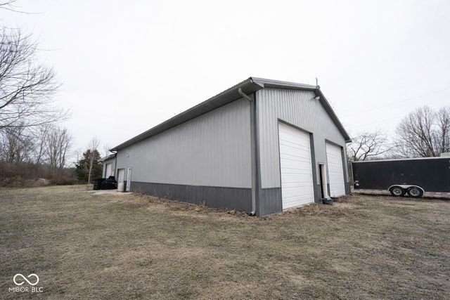 7944 W 1000 S, Fortville, IN 46040