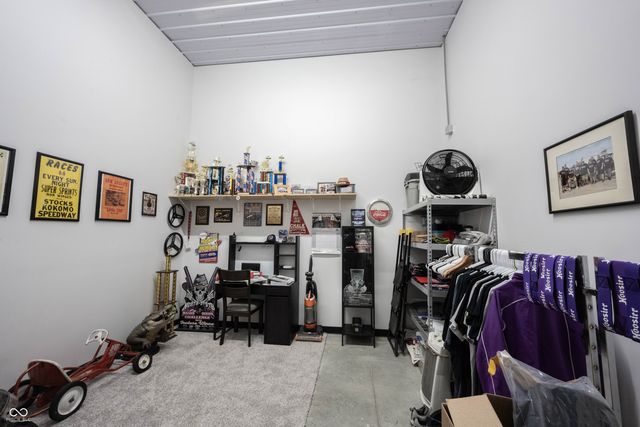 7944 W 1000 S, Fortville, IN 46040