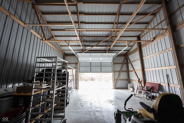 7944 W 1000 S, Fortville, IN 46040