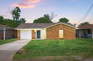 406 Cypress Avenue, Crosby, TX 77532