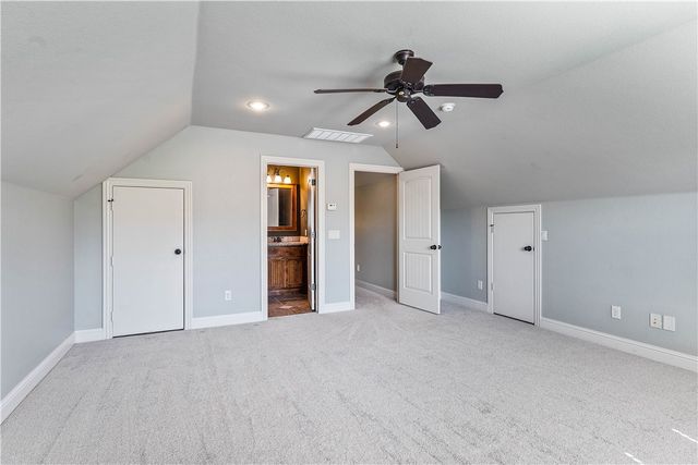 3657 N Lalique Lane, Fayetteville, AR 72704