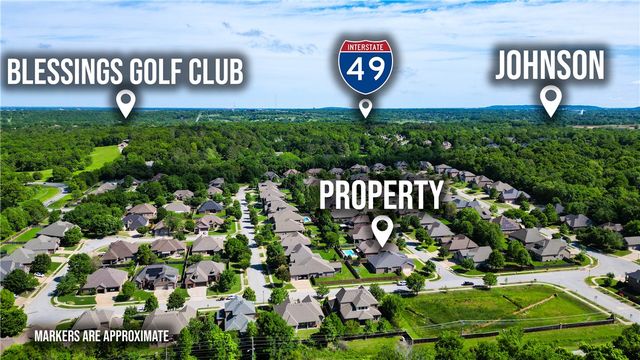 3657 N Lalique Lane, Fayetteville, AR 72704