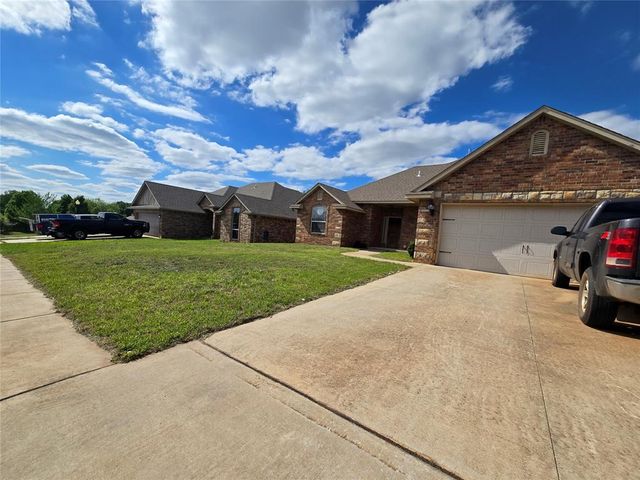 4709 Grand Avenue, Noble, OK 73068