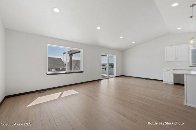 11834 N ENTWISTLE WAY, Rathdrum, ID 83858