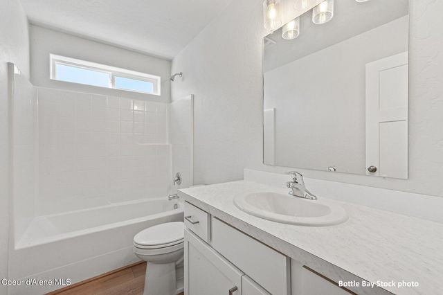 11834 N ENTWISTLE WAY, Rathdrum, ID 83858