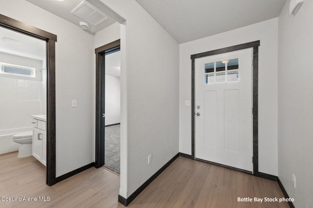 11834 N ENTWISTLE WAY, Rathdrum, ID 83858