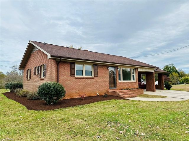 3028 Sparta Road, North Wilkesboro, NC 28659